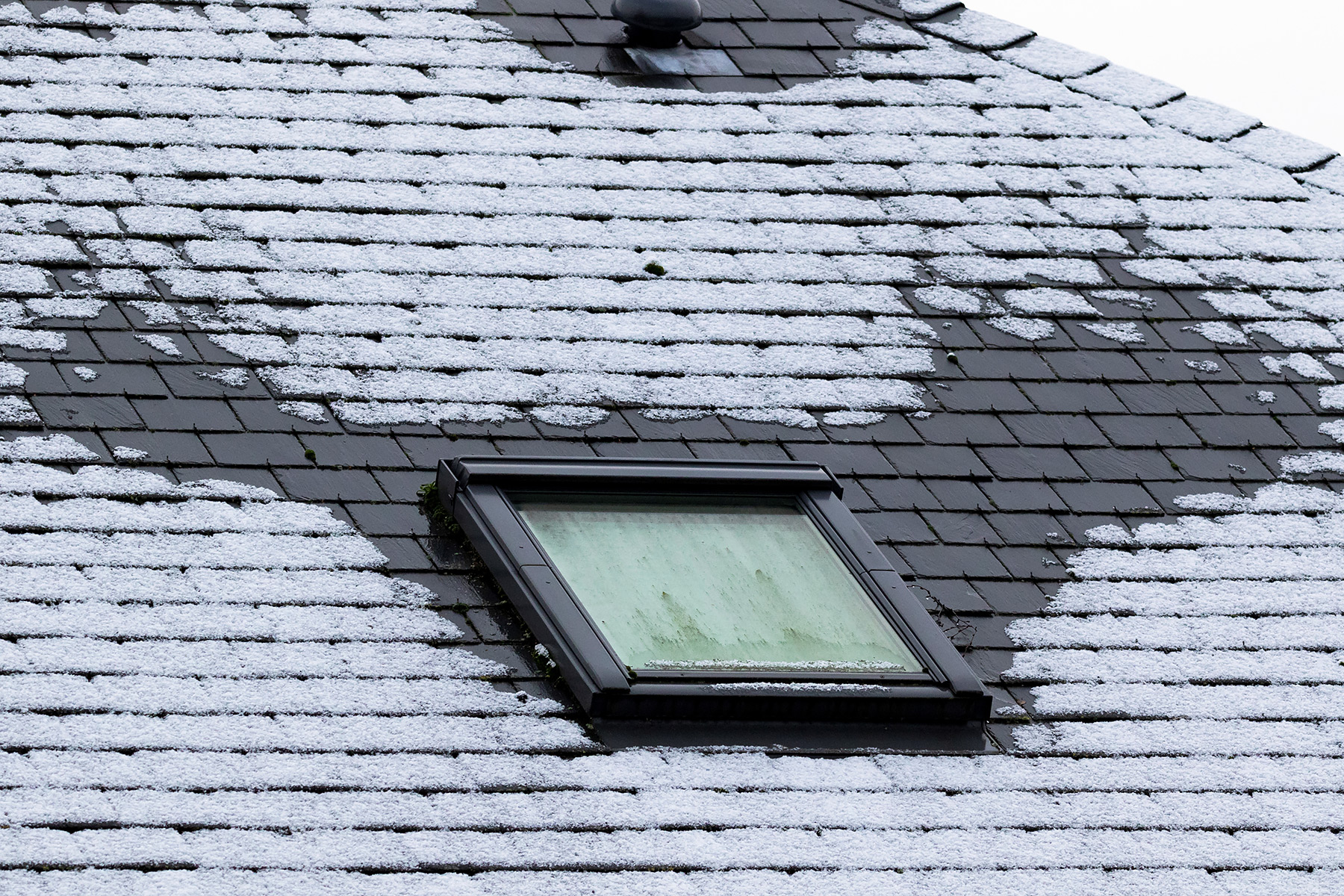 Can a Roof Be Replaced in the Winter? Dingers Roofing & Construction