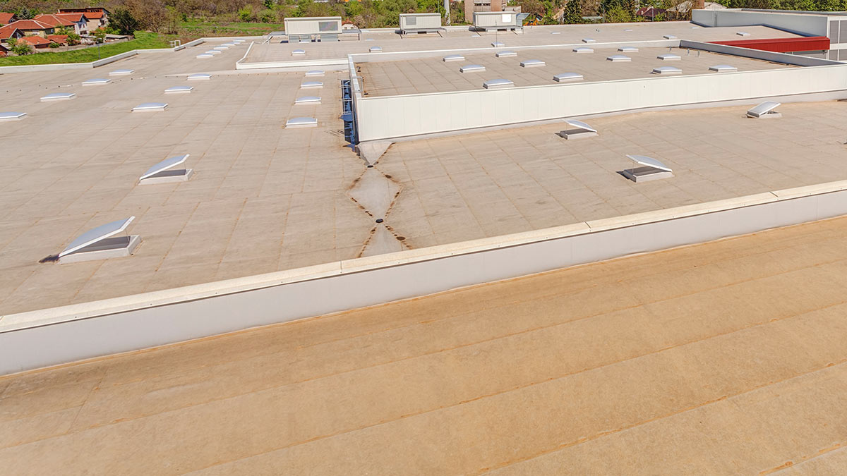 Dingers Roofing & Construction Wichita, KS Roofing & Exteriors